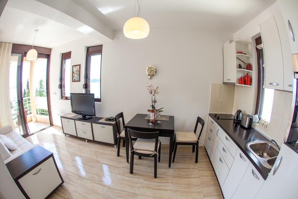 Apartments Lumiere Rafailovici Exterior foto